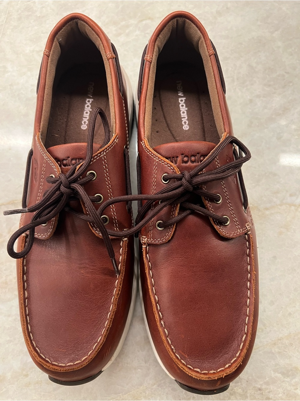New Balance men’s 11.5 leather boat shoes style MD1200SB excellent condition